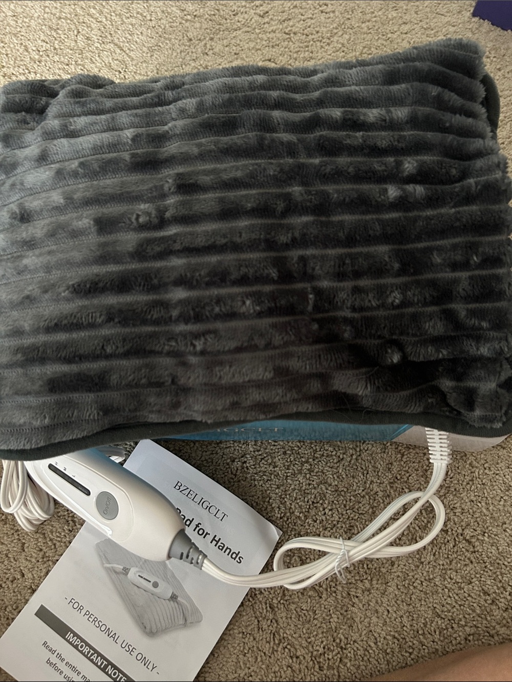 BZELIGCLT Ultra-Soft Hand Heating Pad - 3 Heat Levels, 10ft Cord - NWB